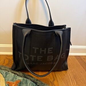 Marc Jacobs The Tote Bag